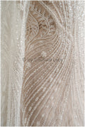 Wunderschöner perlenbesetzter Spitzenstoff mit kleinen Blättern/ Couture Spitzenstoff mit Perlen & Pailletten/ Brautspitze mit Zweigen & Blättern// L23-515