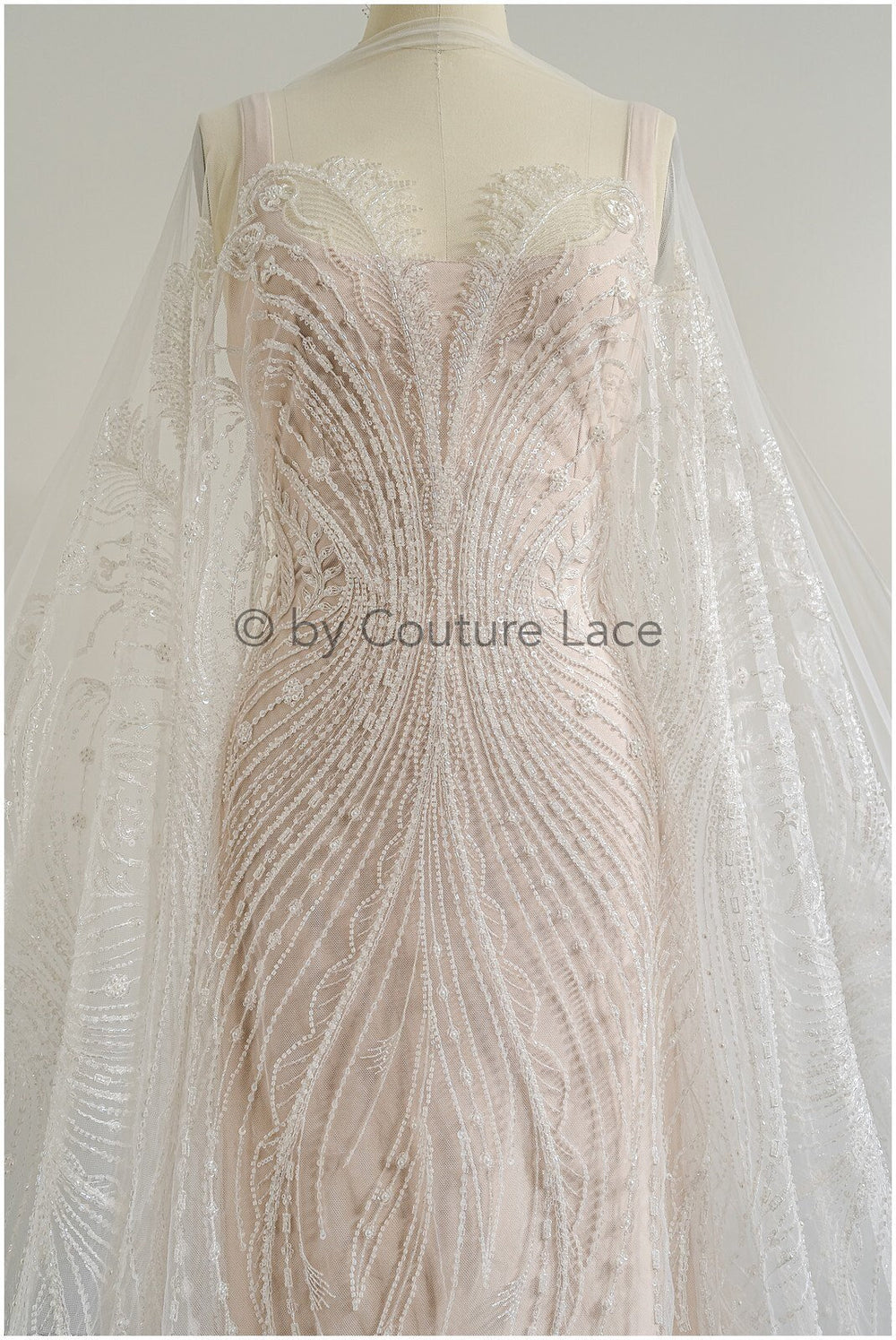 Wunderschöner perlenbesetzter Spitzenstoff mit kleinen Blättern/ Couture Spitzenstoff mit Perlen & Pailletten/ Brautspitze mit Zweigen & Blättern// L23-515