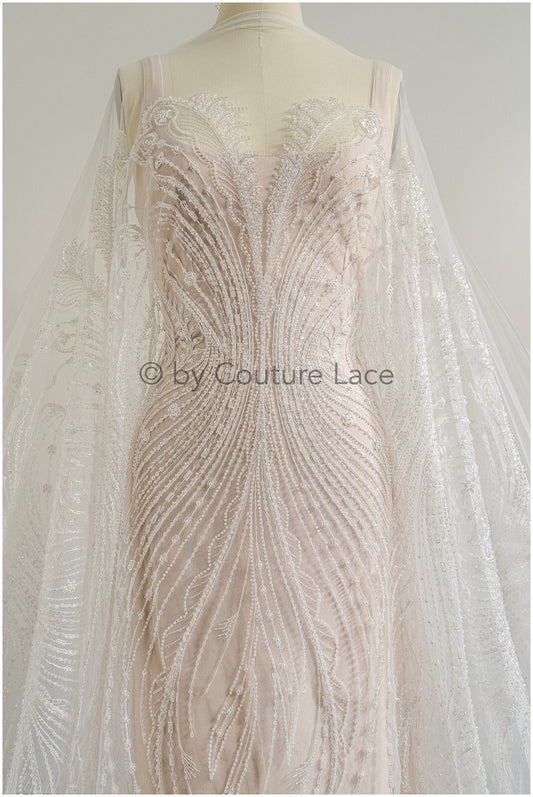 Wunderschöner perlenbesetzter Spitzenstoff mit kleinen Blättern/ Couture Spitzenstoff mit Perlen & Pailletten/ Brautspitze mit Zweigen & Blättern// L23-515