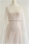 Wunderschöner perlenbesetzter Spitzenstoff Off-White/ Couture Spitzenstoff mit Perlen & Pailletten/ Brautspitze// L23-502