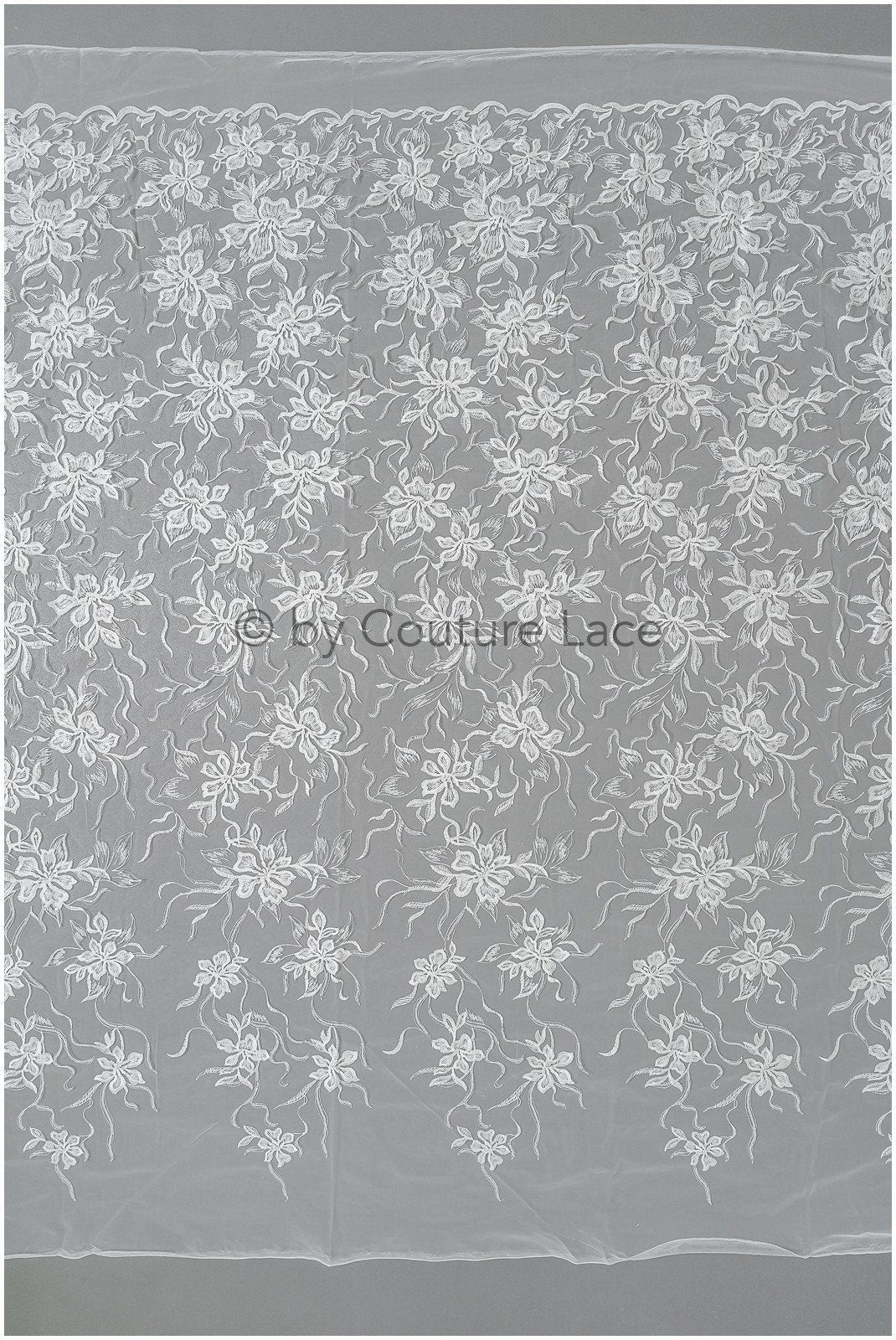 Romantischer Blumen Spitzenstoff Off-White/ hochwertiger bestickter Spitzenstoff mit floralem Muster/ Braut Spitzenstoff// L23-530