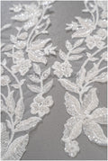 Perlen Blumen Applikation/ schwere Perlen Braut Aufnäher/ Hochzeitskleid Spitzenapplikation/ Brautblatt Applikation/ A23-021