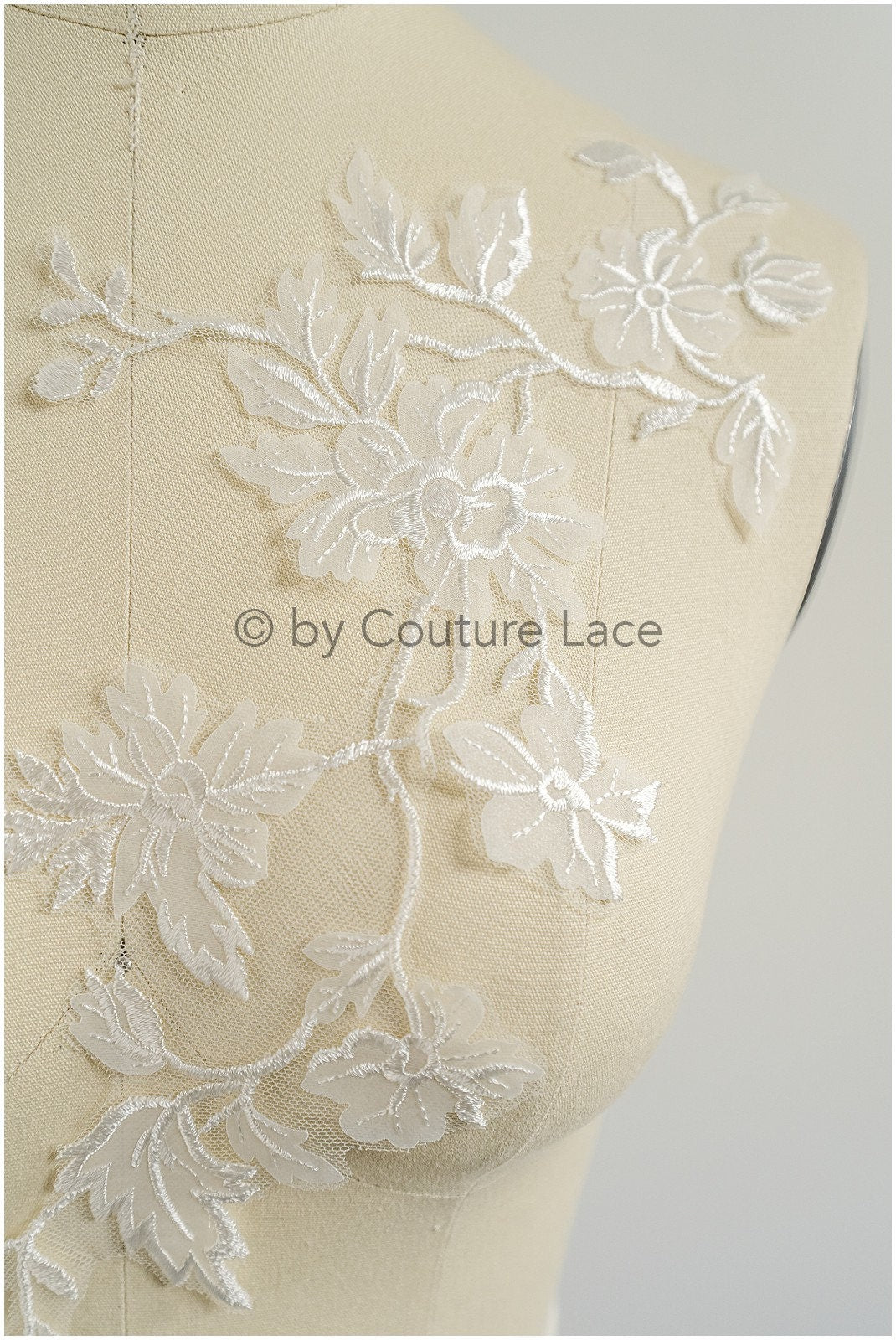 Bestickte 3D Blumen Applikation / Braut Aufnäher / Hochzeitskleid Spitzenapplikation / Brautblatt Applikation / A23-036