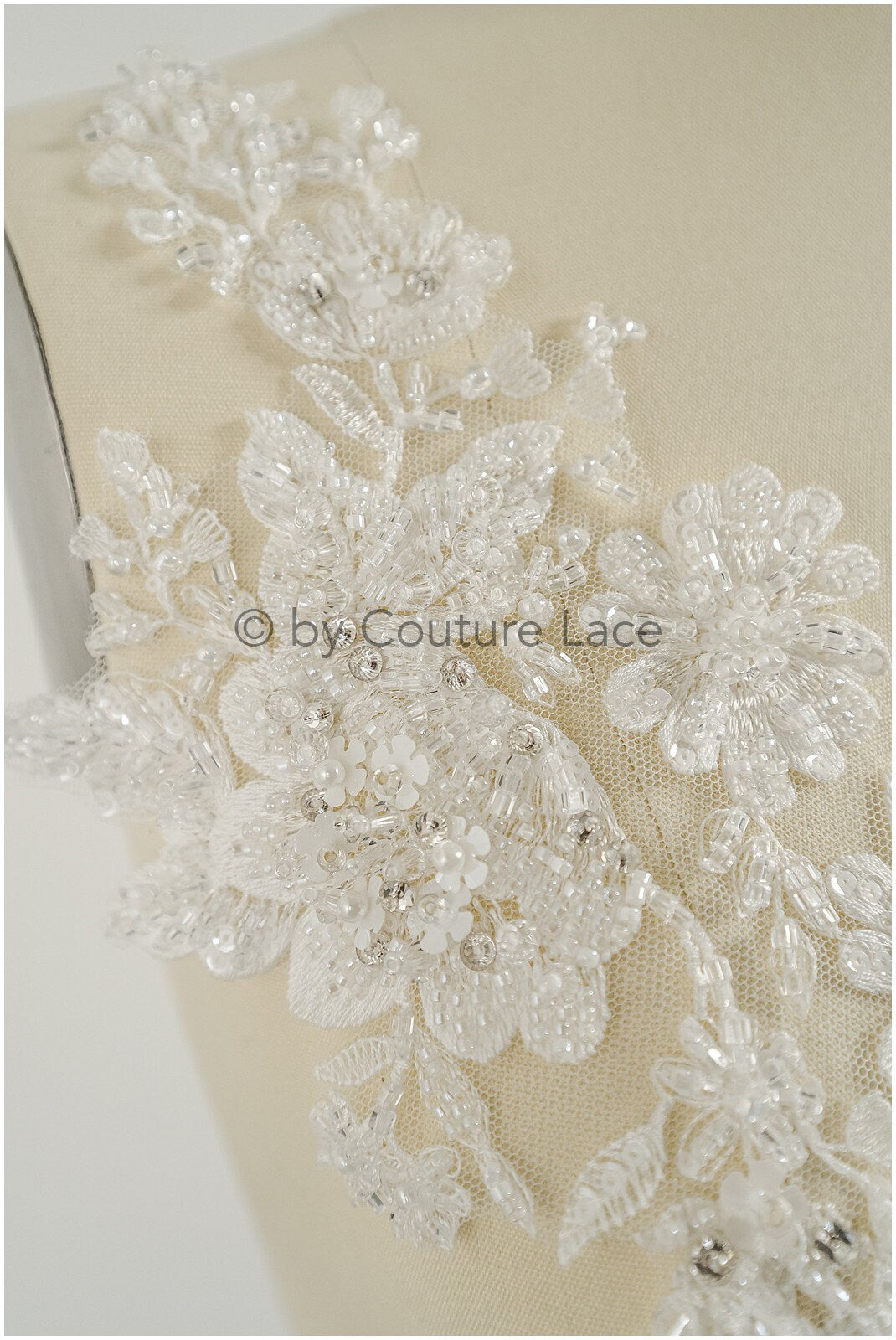 Perlen Perlen Blumen Applikation/ Perlen Braut Aufnäher/ Hochzeitskleid Spitzenapplikation/ Brautblatt Applikation/ A23-326