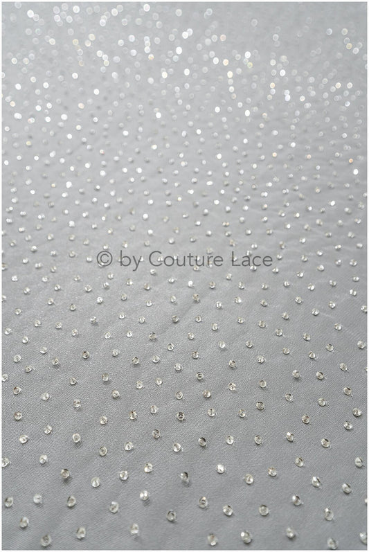 Schöner Tüllstoff mit kleinen Strasssteinen/ Couture Stoff mit Strass/ Swarovski Tüll Stoff/ Strass Tüll// L23-523