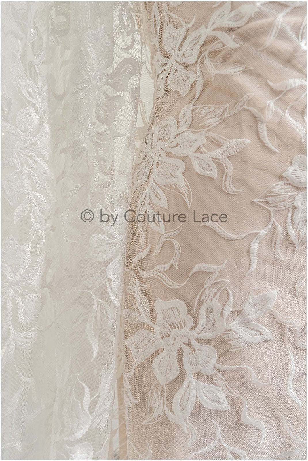 Romantischer Blumen Spitzenstoff Off-White/ hochwertiger bestickter Spitzenstoff mit floralem Muster/ Braut Spitzenstoff// L23-530