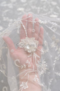 3D Blumen Spitzenstoff/ Braut Spitzenstoff Off-White/ romantischer 3D Blumen Spitzenstoff mit Perlen/ Hochzeit Spitzenstoff// L23-532