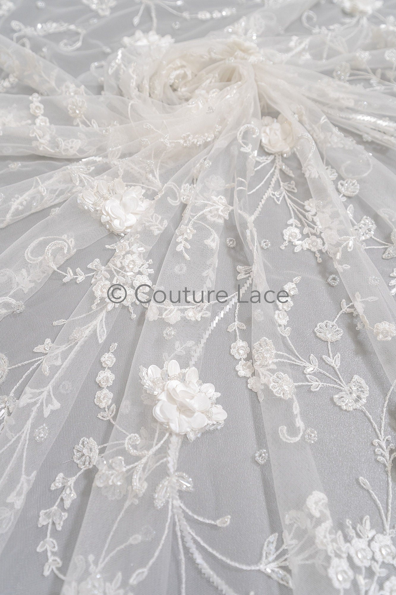 3D Blumen Spitzenstoff/ Braut Spitzenstoff Off-White/ romantischer 3D Blumen Spitzenstoff mit Perlen/ Hochzeit Spitzenstoff// L23-532