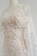 3D Blumen Spitzenstoff Off-White/ Braut Spitzenstoff mit Perlen/ romantischer Spitzenstoff mit 3D Blumen/ Hochzeit Spitzenstoff// L23-536