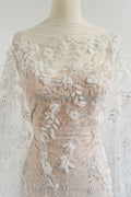 3D Blumen Spitzenstoff Off-White/ Braut Spitzenstoff/ romantischer Blumen Spitzenstoff mit Perlen/ Hochzeit Spitzenstoff// L23-538