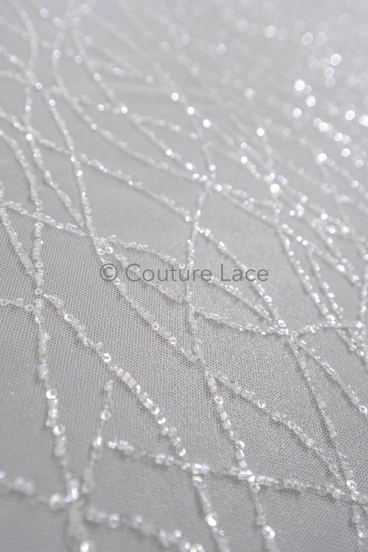 Perlen Spitzenstoff Off-White/ welliger Spitzenstoff mit Perlen & Pailletten/ Braut Spitzenttoff/ L23-542