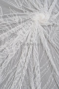 Zarte florale Spitze Off-White/ Braut Spitzenstoff/ Perlen Spitzenstoff/ Spitzenmuster mit Perlen & Pailletten// L23-550