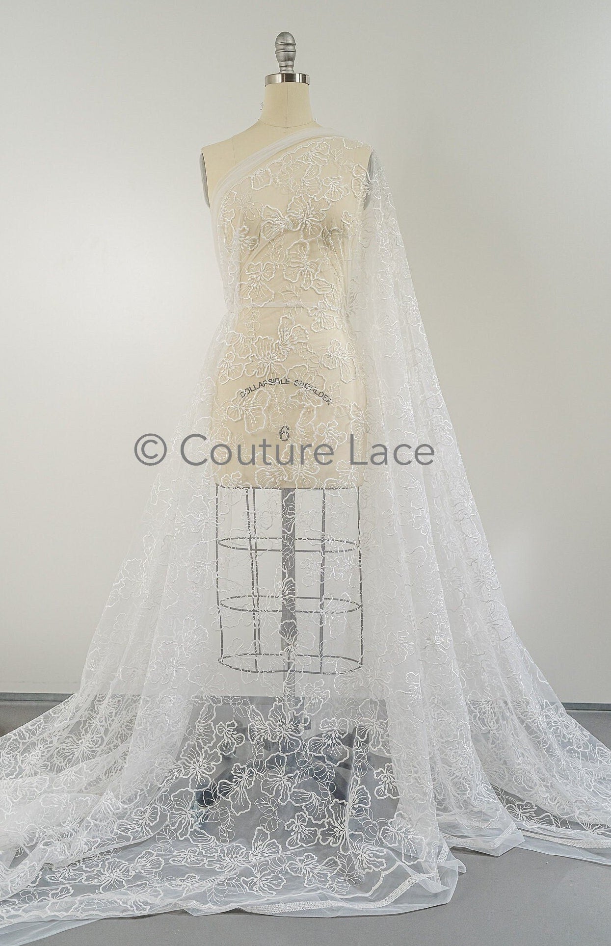 Blumen Braut Spitze Off-White/ Brautspitze mit Blumen/ Blumen Hochzeit Spitze/ Couture Spitze// L23-555