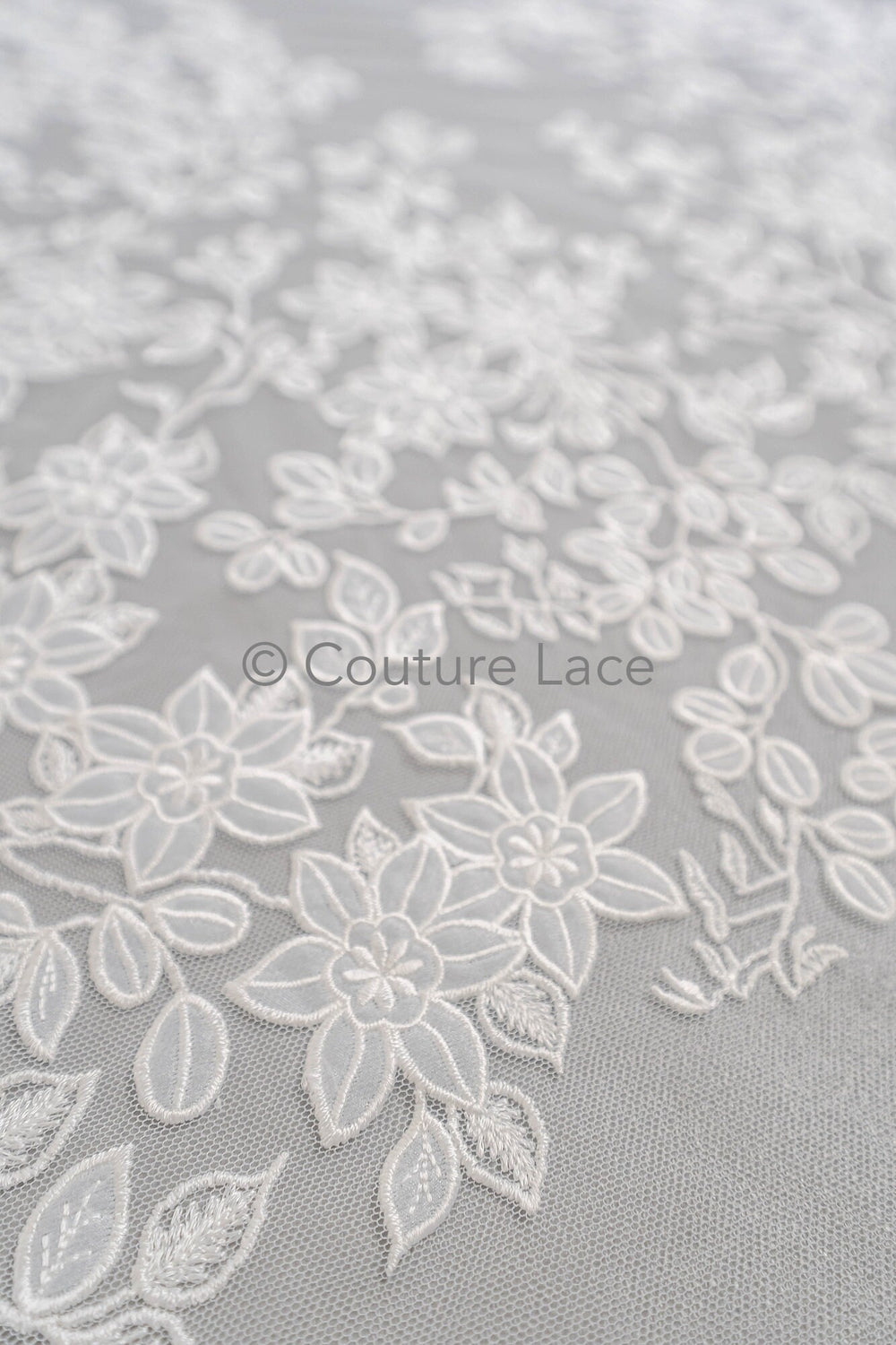 Blumen Braut Spitze Off-White/ Brautspitze mit Blumen/ Hochzeit Spitze/ Couture Spitze// L23-591
