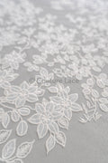 Blumen Braut Spitze Off-White/ Brautspitze mit Blumen/ Hochzeit Spitze/ Couture Spitze// L23-591