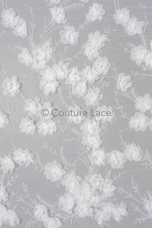 3D Blumen Spitzenstoff Off-White/ Braut Spitzenstoff/ romantischer Spitzenstoff mit 3D Blumen/ Hochzeit Spitzenstoff mit Perlen// L23-563