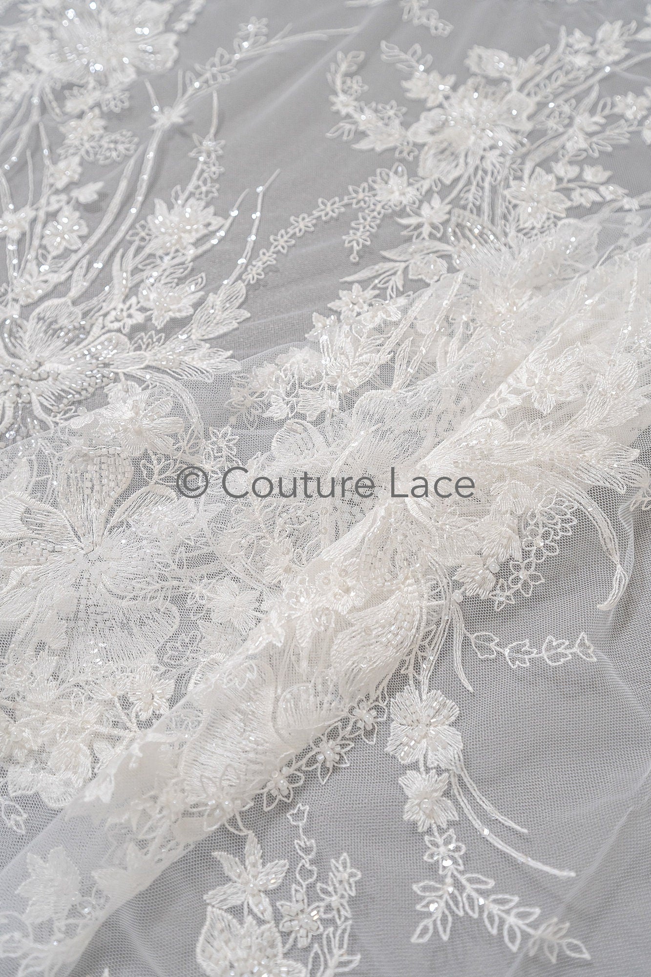 Perlen Spitzenstoff Off-White/ Couture Spitze Stoff/ Brautspitze Stoff mit Perlen/ Perlenspitze// L23-023