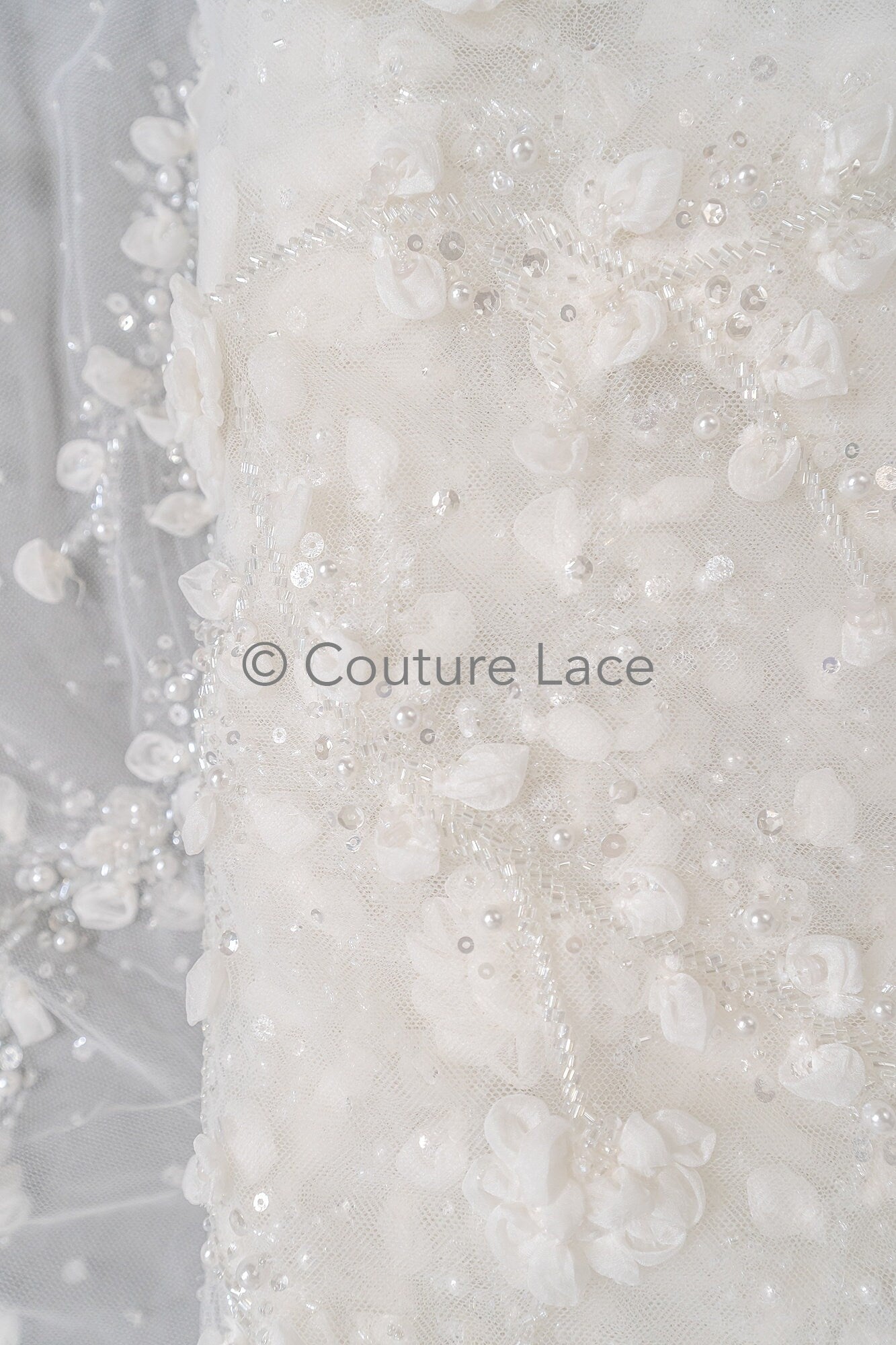 3D Blumen Spitzenstoff Off-White/ Braut Spitzenstoff mit Perlen/ romantischer Spitzenstoff mit 3D Blumen/ Hochzeit Spitzenstoff// L23-534