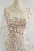 3D Blumen Spitzenstoff Off-White/ Braut Spitzenstoff mit Perlen/ romantischer Spitzenstoff mit 3D Blumen/ Hochzeit Spitzenstoff// L23-534