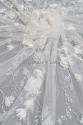 3D Blumen Spitzenstoff Off-White/ Braut Spitzenstoff/ romantischer Spitzenstoff mit 3D Blumen & Perlen/ Hochzeit Spitzenstoff// L23-540