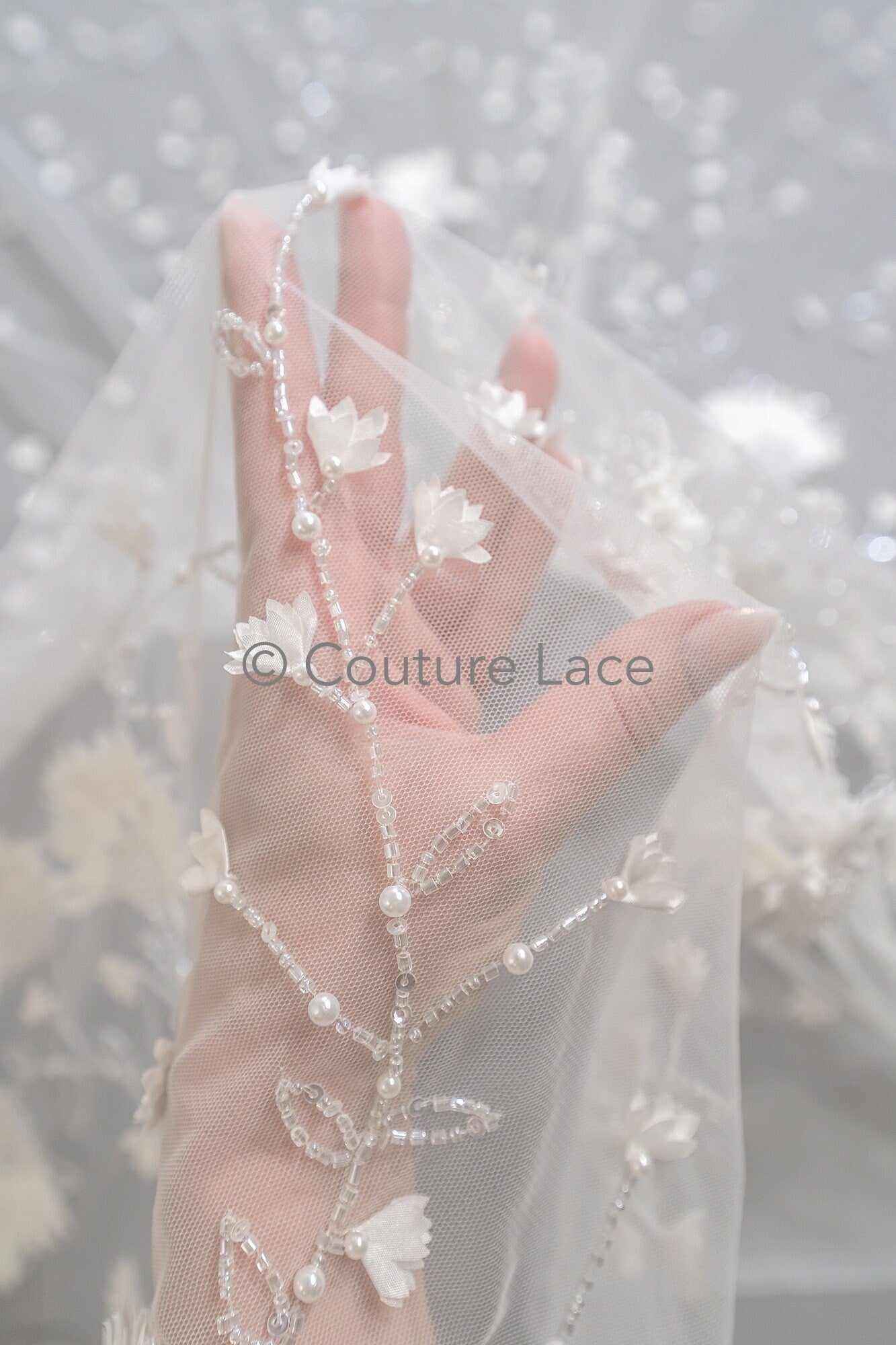 3D Blumen Spitzenstoff Off-White/ Braut Spitzenstoff/ romantischer Spitzenstoff mit 3D Blumen & Perlen/ Hochzeit Spitzenstoff// L23-541