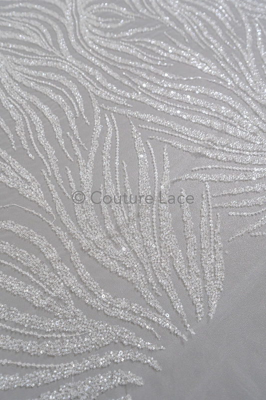 Zarte florale Spitze Off-White/ Braut Spitzenstoff/ Perlen Spitzenstoff/ Spitzenmuster mit Perlen & Pailletten// L23-550
