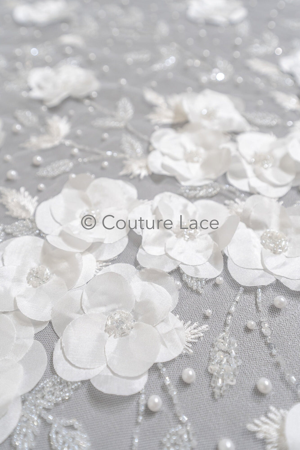 3D Blumen Spitzenstoff Off-White/ Braut Spitzenstoff mit Perlen/ romantischer Spitzenstoff mit 3D Blumen/ Hochzeit Spitzenstoff// L23-562