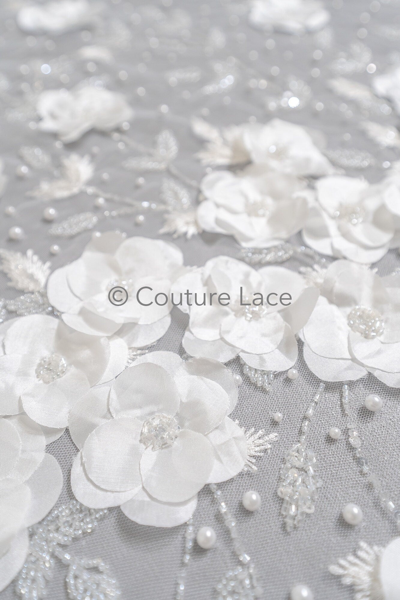 3D Blumen Spitzenstoff Off-White/ Braut Spitzenstoff mit Perlen/ romantischer Spitzenstoff mit 3D Blumen/ Hochzeit Spitzenstoff// L23-562