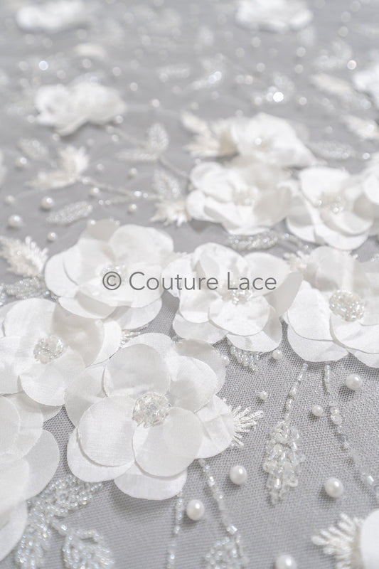 3D Blumen Spitzenstoff Off-White/ Braut Spitzenstoff mit Perlen/ romantischer Spitzenstoff mit 3D Blumen/ Hochzeit Spitzenstoff// L23-562