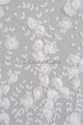 3D Blumen Spitzenstoff Off-White/ Braut Spitzenstoff/ romantischer Spitzenstoff mit 3D Blumen/ Hochzeit Spitzenstoff// L23-561