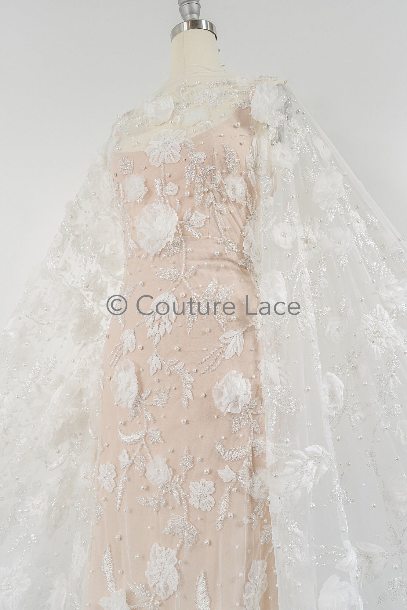 3D Blumen Spitzenstoff Off-White/ Braut Spitzenstoff/ romantischer Blumen Spitzenstoff/ Hochzeit Spitzenstoff// L23-187