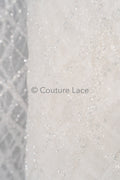 Zarte florale Spitze Off-White/ Braut Spitzenstoff/ Spitzenstoff mit Perlen & Pailletten/ Spitzenmuster// L23-560