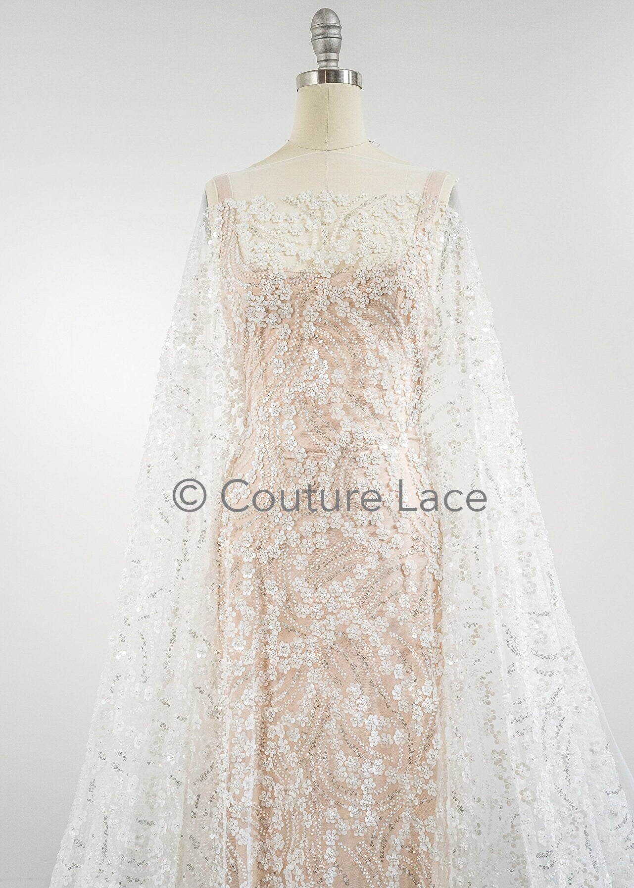 3D Blumen Spitzenstoff Off-White/ Couture Spitze Stoff/ Brautspitze mit Perlen/ Perlen Spitze// L23-570