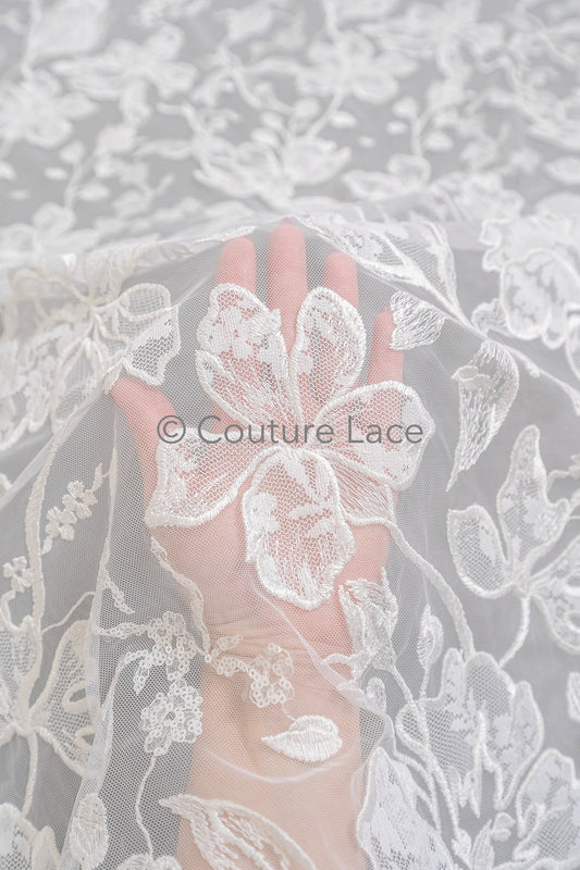 Florale Braut Spitze Off-White/ Brautspitze Stoff/ florale Hochzeit Spitze mit Pailletten/ Couture Spitze// L23-582