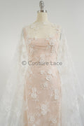 3D Blumen Spitzenstoff Off-White/ Braut Spitzenstoff/ romantischer Blumen Spitzenstoff mit Perlen & Pailletten// L23-607