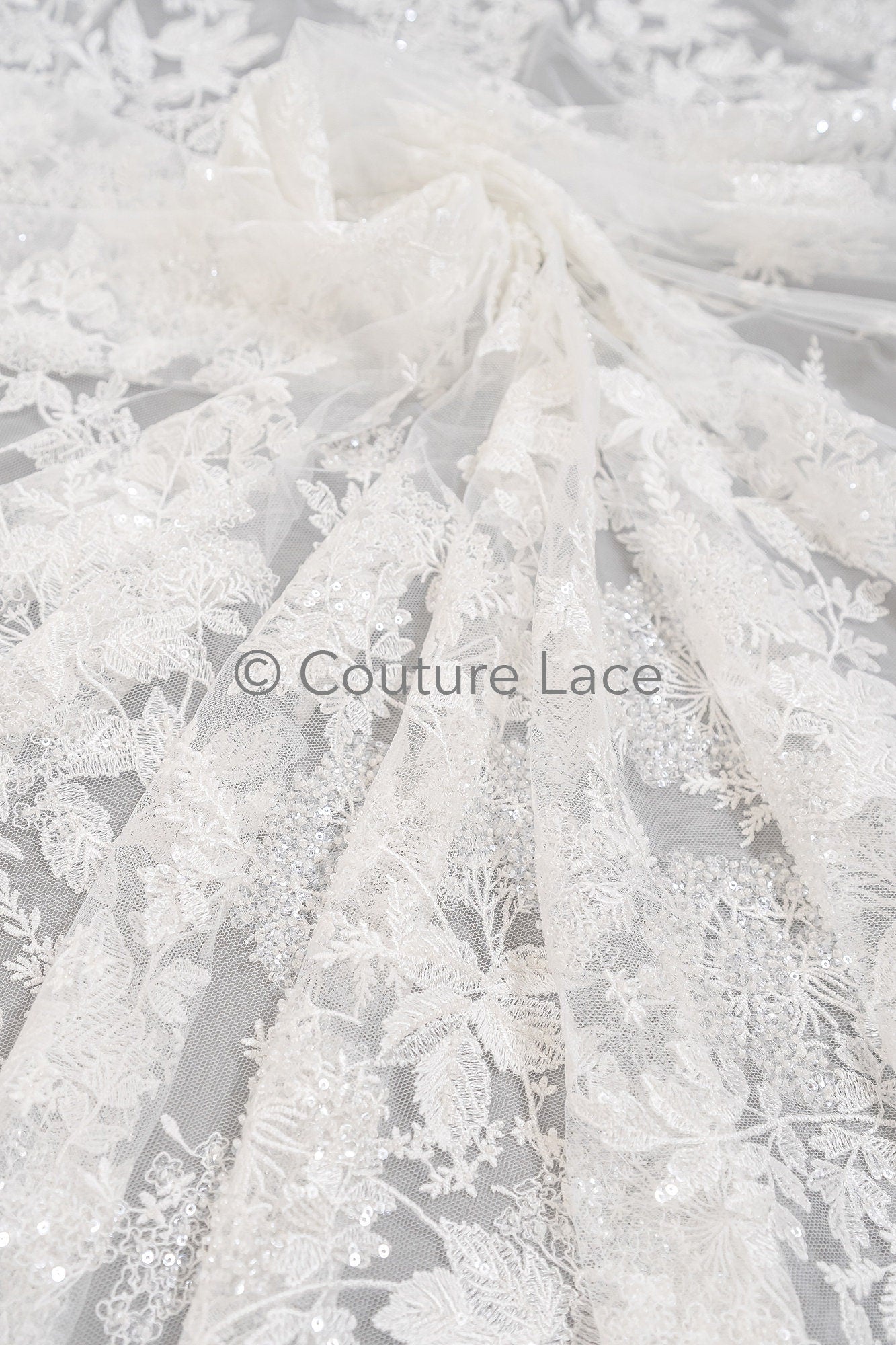 Perlen Spitzenstoff Off-White/ Braut Spitzenstoff/ romantischer Blumen Spitzenstoff mit Pailletten & Perlen/ Hochzeit Spitzenstoff// L23-592