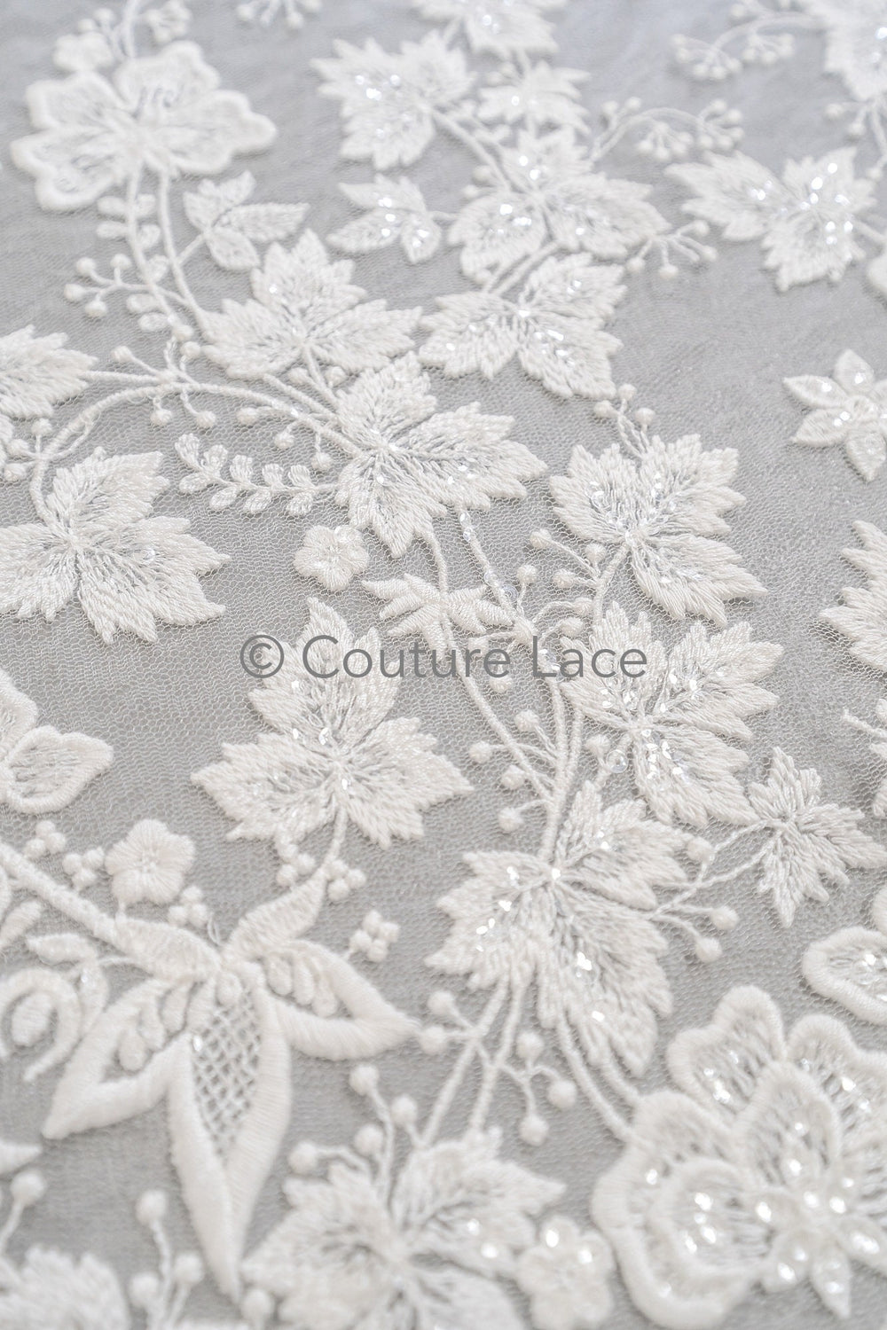 Florale Braut Spitze Off-White/ Brautspitze mit Perlen/ florale Hochzeit Spitze/ Couture Spitze// L23-611