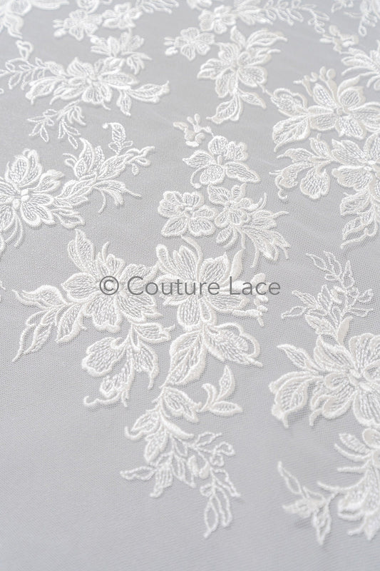 Blumen Braut Spitze Off-White/ Brautspitze mit Blumen/ Hochzeit Spitze/ Couture Spitze// L23-624