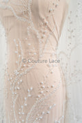 Perlen Brautspitze Stoff Off-White/ Brautspitzenstoff mit Perlen/ Luxus Braut Spitze// L23-566