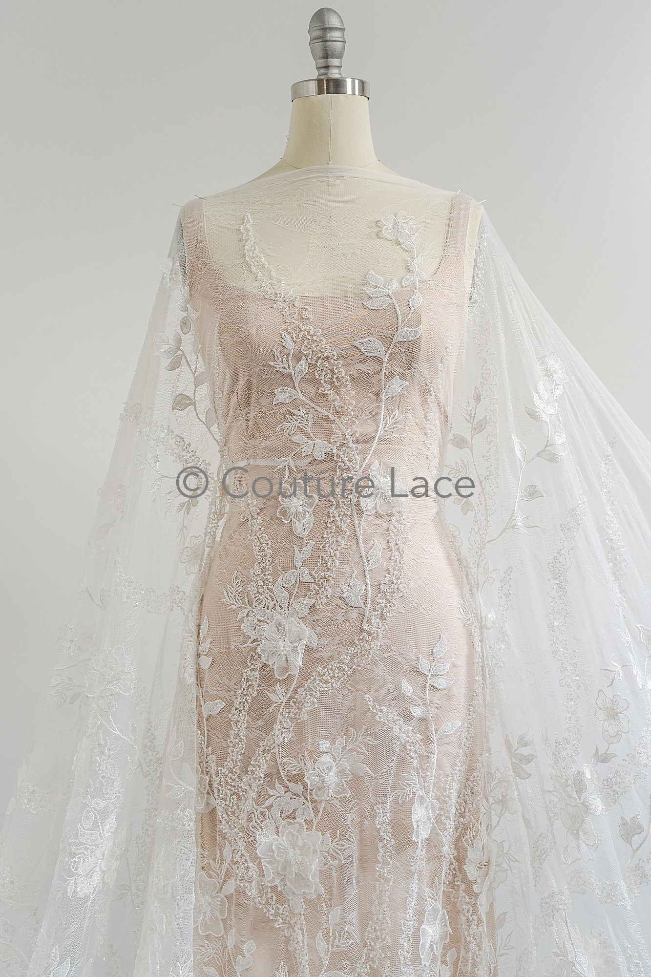 3D Blumen Spitzenstoff/ Braut Spitze Off-White/ romantischer Blumen Spitzenstoff/ Hochzeit Spitzenstoff// L23-608