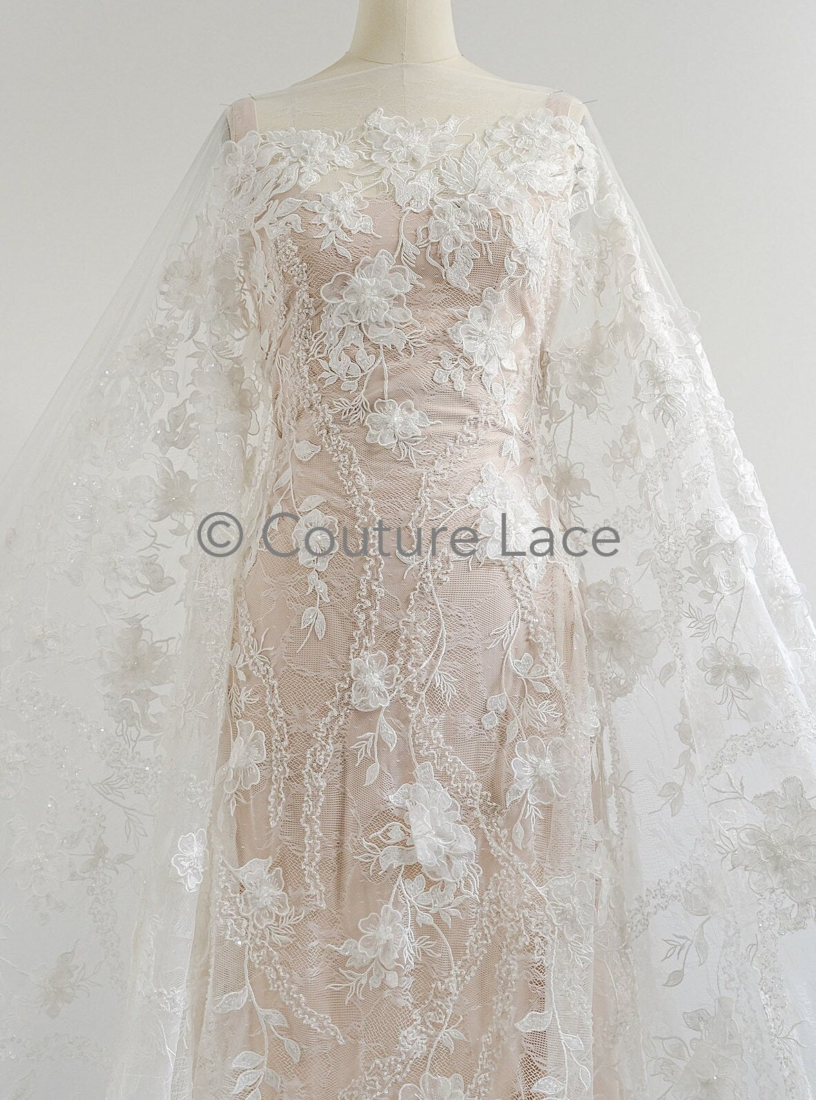 3D Blumen Spitzenstoff/ Braut Spitze Off-White/ romantischer Blumen Spitzenstoff/ Hochzeit Spitzenstoff// L23-608