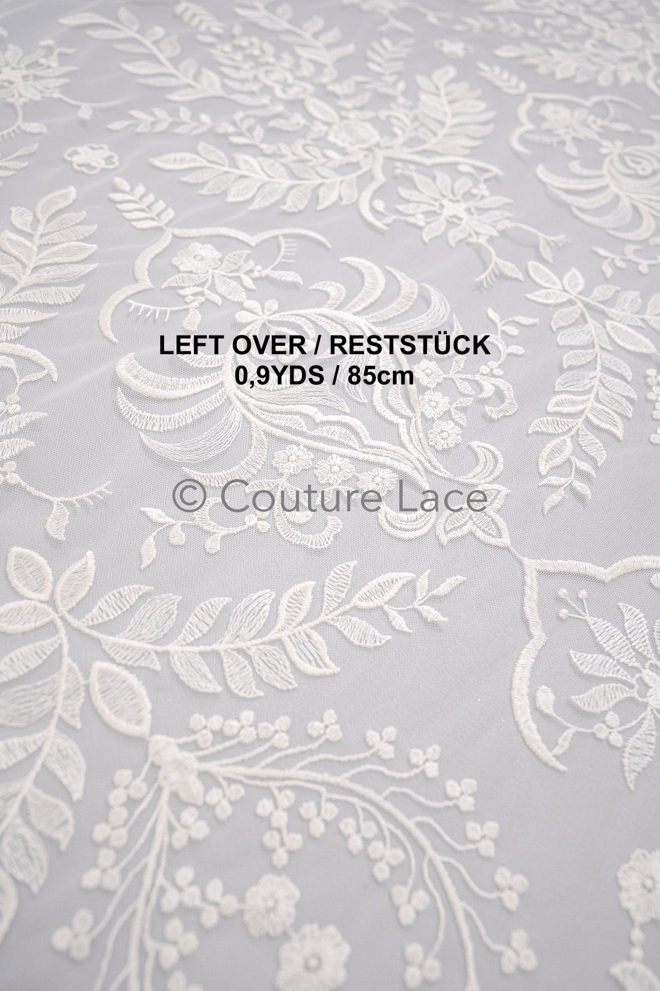 RESTO 0,9 YDS / 85 cm - Encaje floral de novia off-white / Tela de encaje de novia // L23-001N-REST