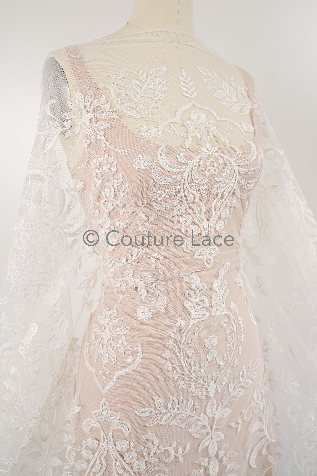 Blumen Braut Spitze Off-White/ Braut Spitzenstoff/ Brautspitze mit Blumen/ Blumen Hochzeit Spitze/ Couture Spitze// L23-001N