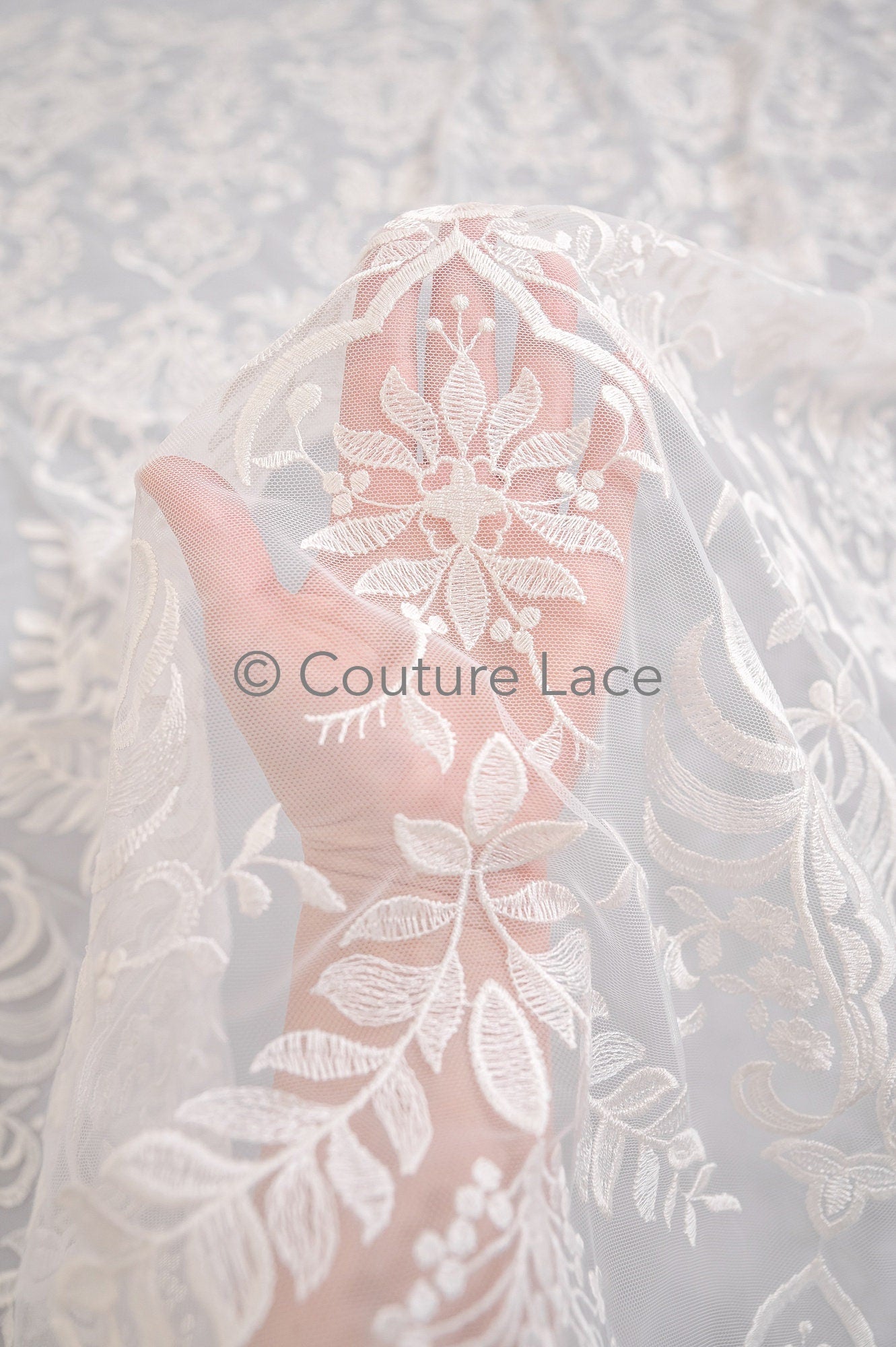 Blumen Braut Spitze Off-White/ Braut Spitzenstoff/ Brautspitze mit Blumen/ Blumen Hochzeit Spitze/ Couture Spitze// L23-001N
