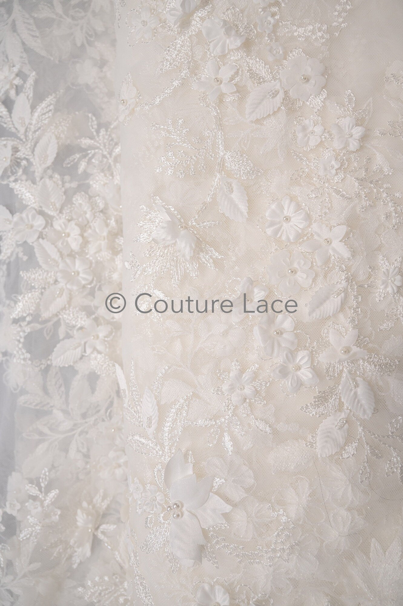 3D Blumen Spitzenstoff Off-White/ Braut Spitzenstoff/ romantischer Blumen Spitzenstoff/ Hochzeit Spitzenstoff// L19-210