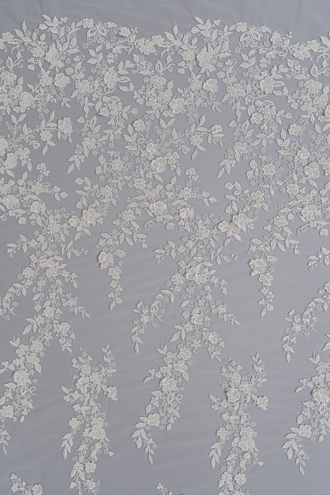 3D Blumen Spitzenstoff/ Braut Spitzenstoff/ romantischer Blumen Spitzenstoff mit 3D Blumen/ Hochzeit Spitzenstoff// L23-654