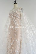 3D Blumen Spitzenstoff Off-White/ Braut Spitzenstoff/ romantischer Spitzenstoff mit 3D Blumen/ Hochzeit Spitzenstoff// L23-664