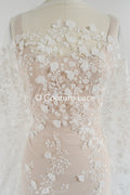3D Blumen Spitzenstoff Off-White/ Braut Spitzenstoff/ romantischer Spitzenstoff mit 3D Blumen/ Hochzeit Spitzenstoff// L23-664