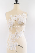 Romantische Applikation off-white/ Brautapplikation mit 3D Blumen & Perlen/ Brautkleid Spitzenapplikation/ Blumen Brautspitze Applikation// A24-385