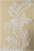 2pcs. mirrored lace flower applique/ ivory lace flower applique/ wedding dress applique// A17-001